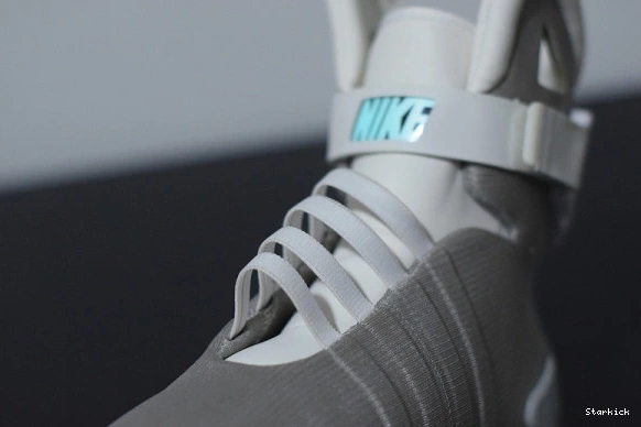 NIKE MAG 0816